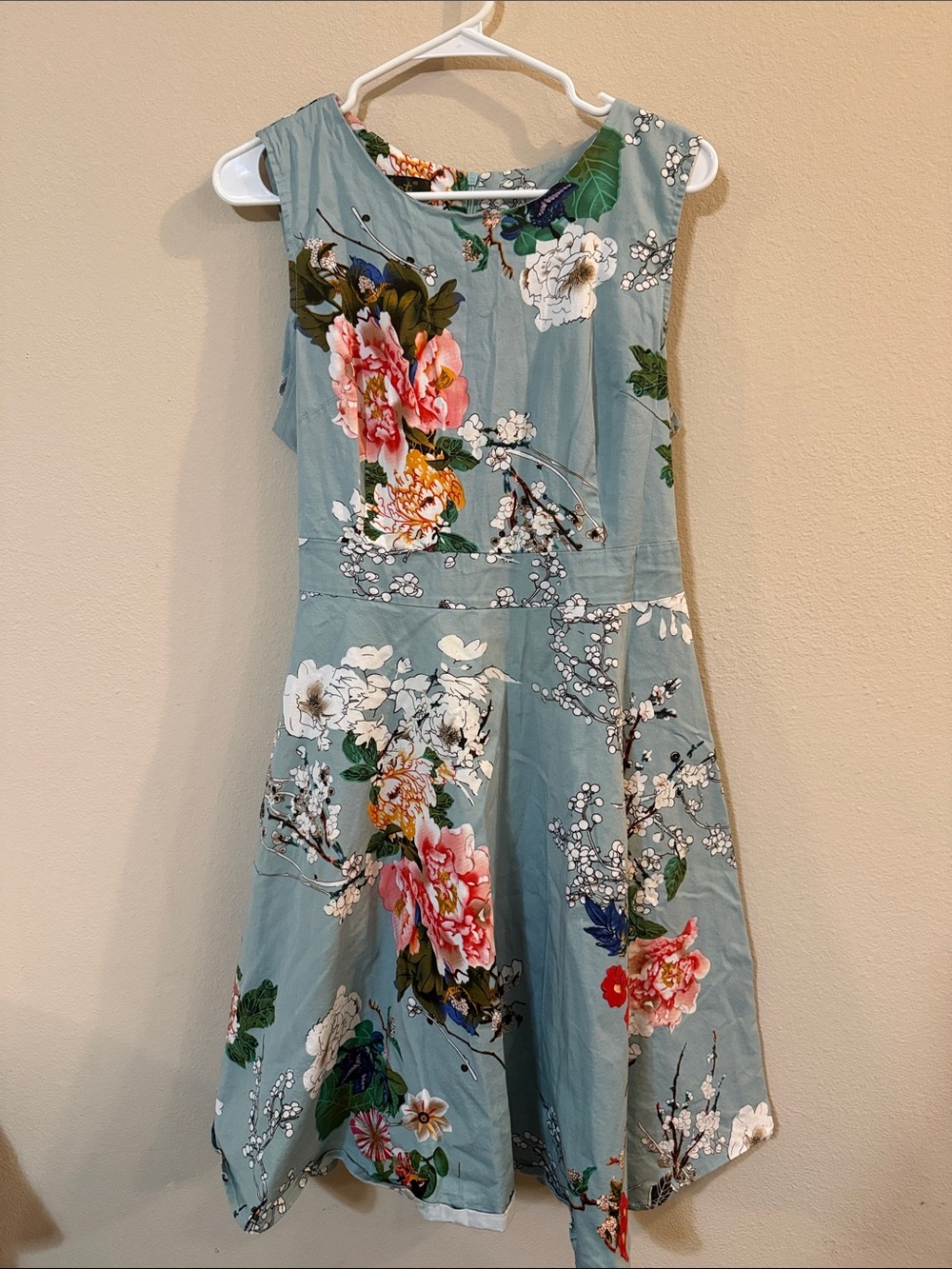 Sleeveless Floral Midi Dress in Sage Green